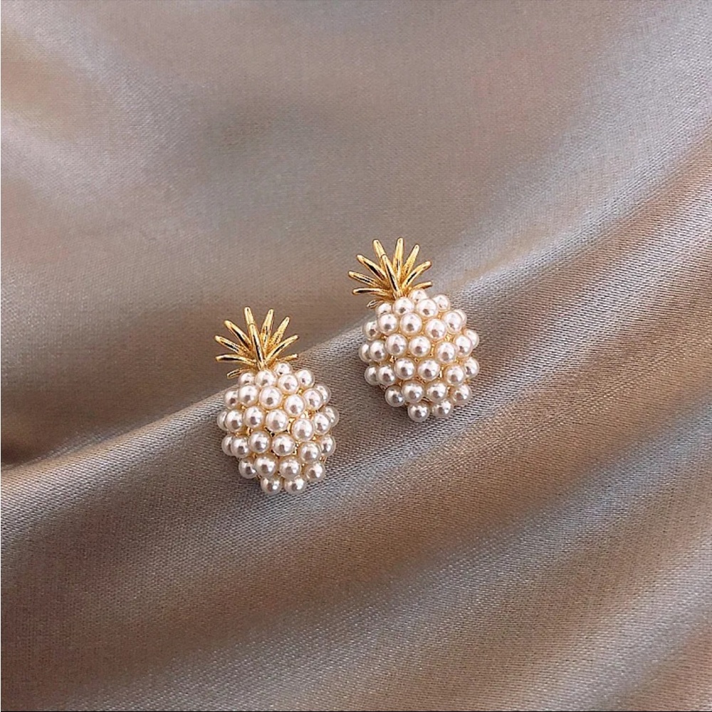 Mini Pearl Pineapple Stud Earrings